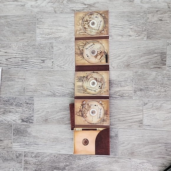 Lord of the Rings 1 & 2 Extended DVD editions - Picture 4 of 4